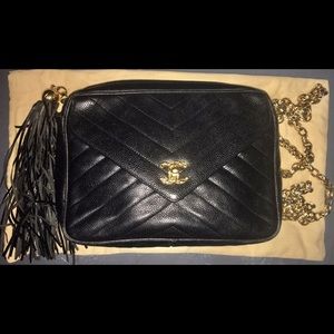 CHANEL Vintage Black Caviar Chevron Camera Bag